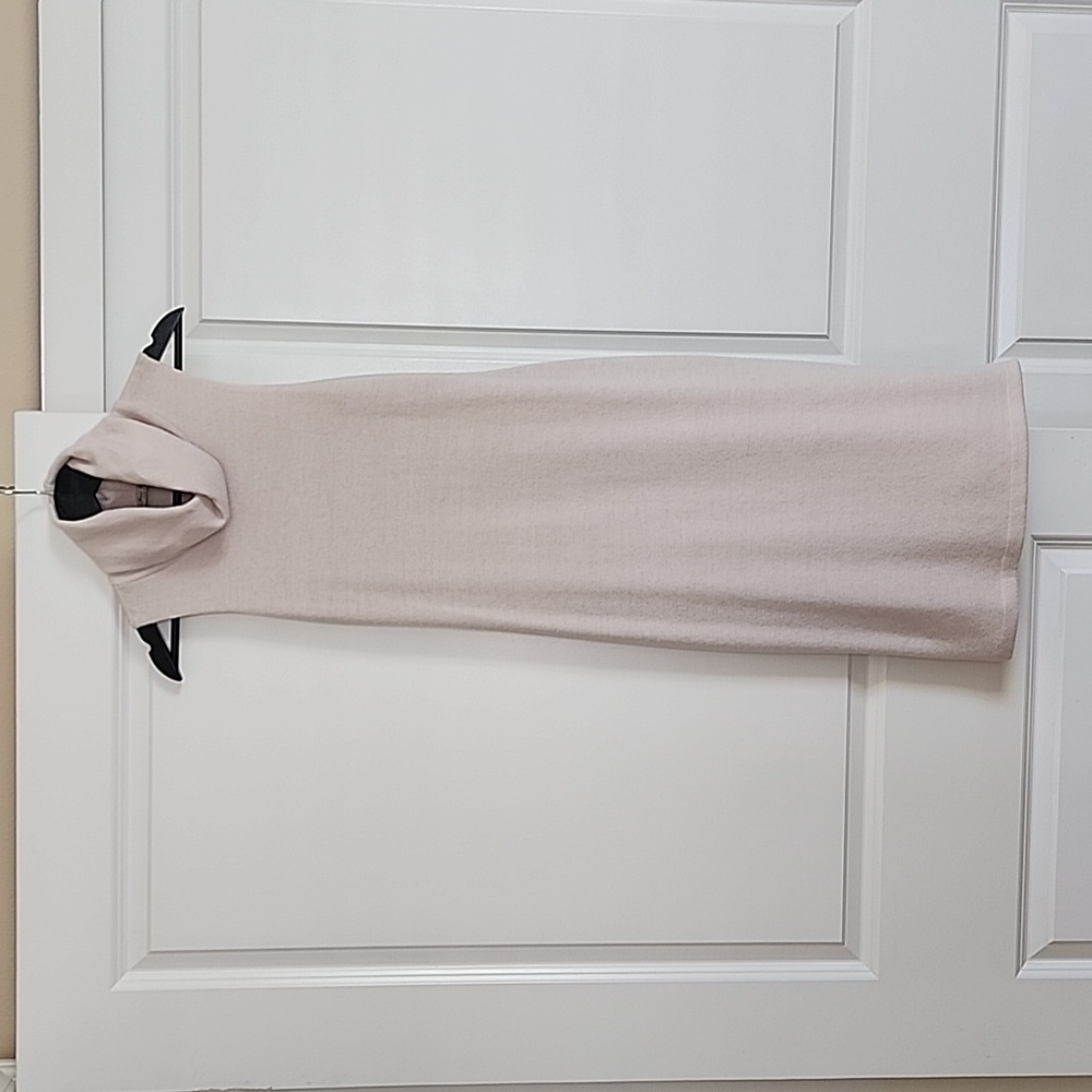 Final Touch Sleepless dress